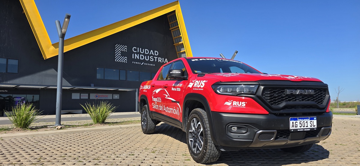 Autos de lujo, clásicos y únicos en el mundo: cómo se prepara Funes para el imperdible Salón del Automóvil